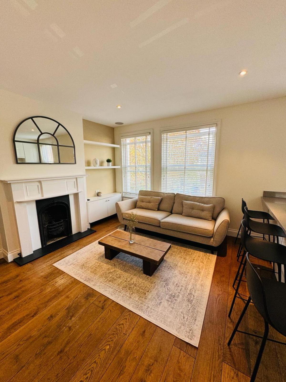 Stunning Flat In Chiswick Apartment London Exterior photo