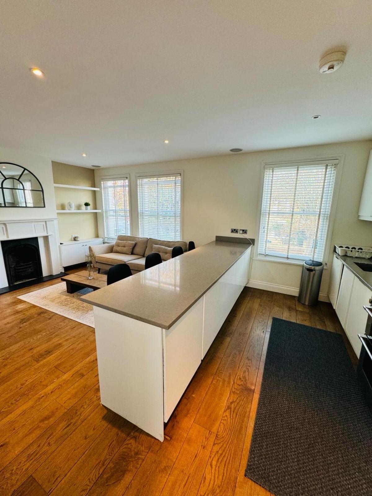 Stunning Flat In Chiswick Apartment London Exterior photo